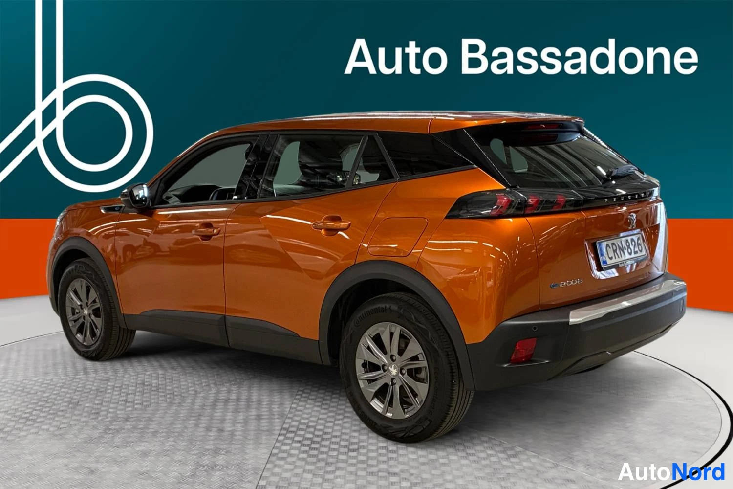 Oranssi Peugeot E-2008 2023, takaviisto, kuva 7