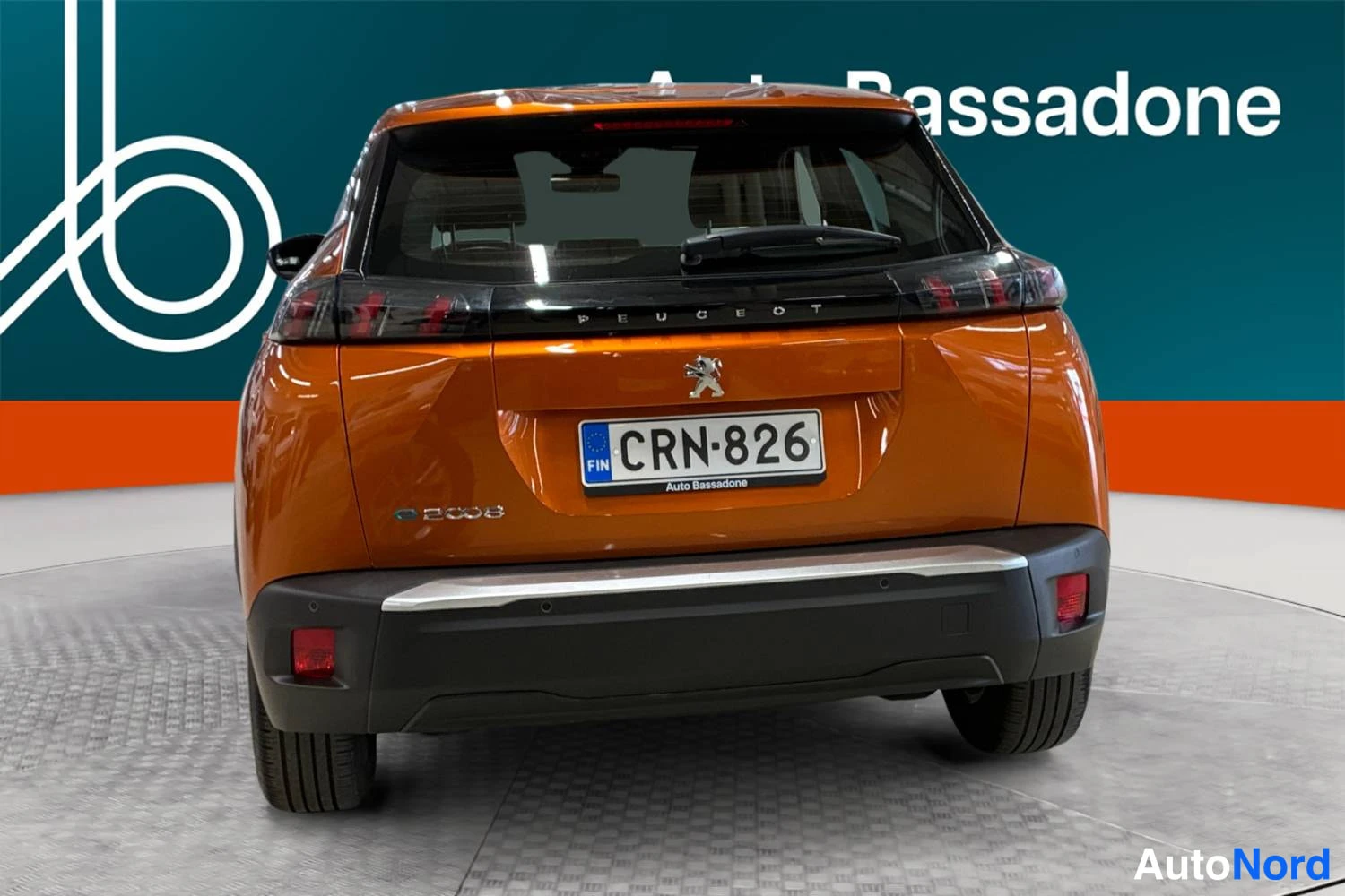 Oranssi Peugeot E-2008 2023, takaa, kuva 9