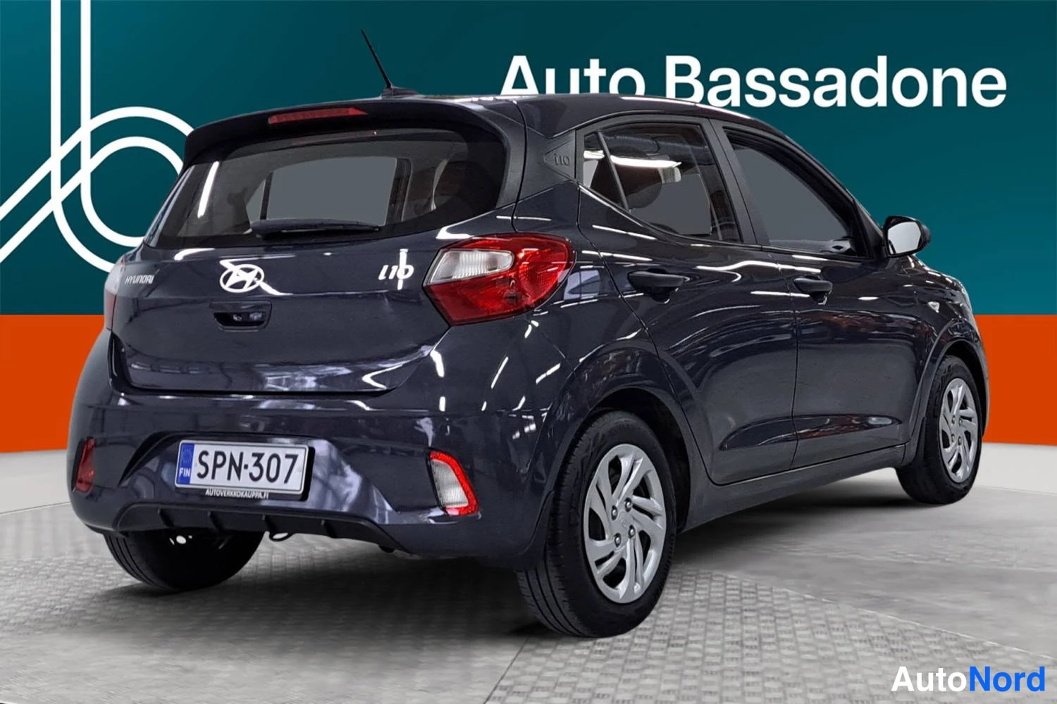 Harmaa Hyundai I10 2023, takaviisto, kuva 7