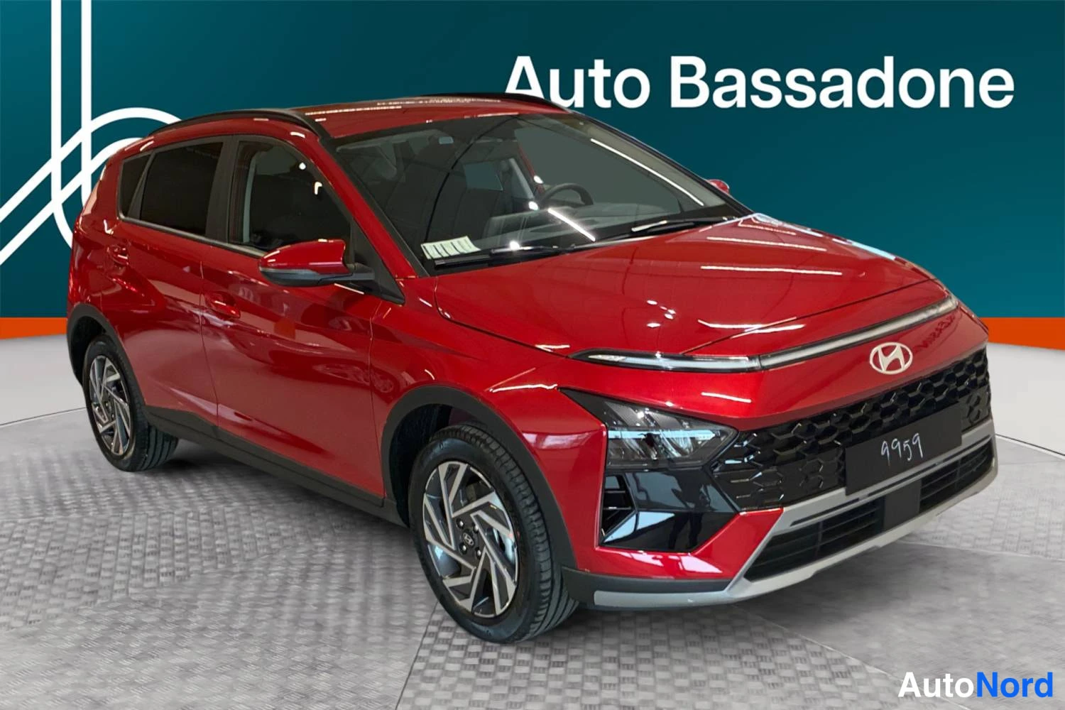 Punainen Hyundai Bayon 2026, etuviisto, keula oikealle, kuva 3