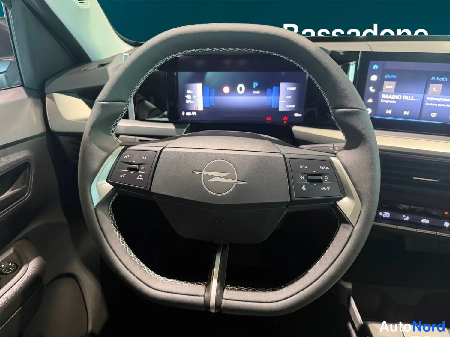 Punainen Opel Frontera 2026, kuva 13