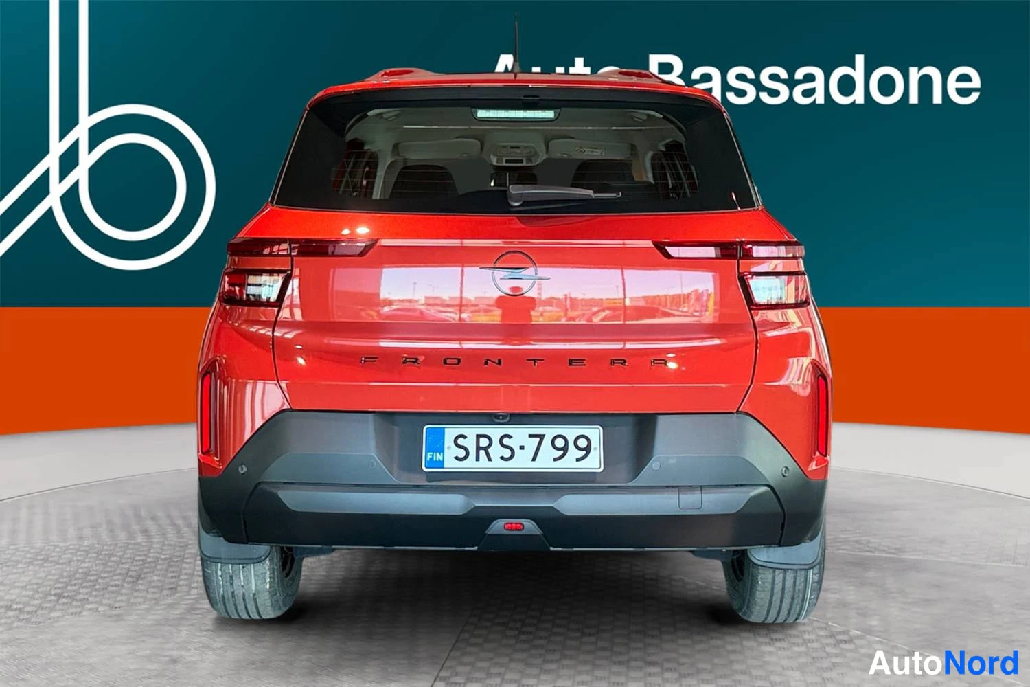 Punainen Opel Frontera 2026, takaa, kuva 8