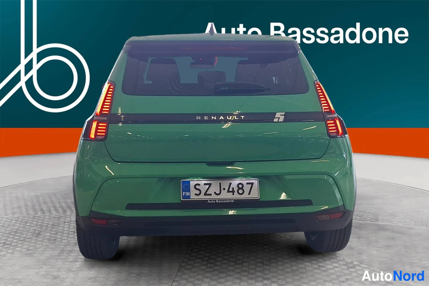Vihreä Renault 5 E-Tech electric 2026, takaa, kuva 8