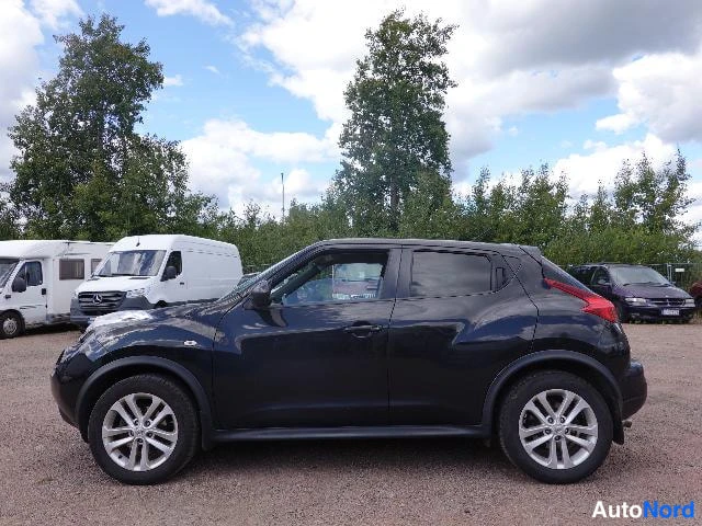 Musta Nissan Juke 2011, sivulta, kuva 7