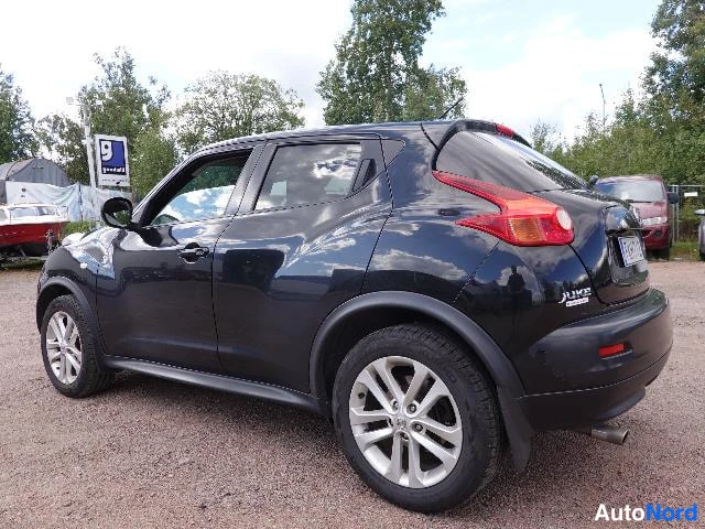 Musta Nissan Juke 2011, takaviisto, kuva 13