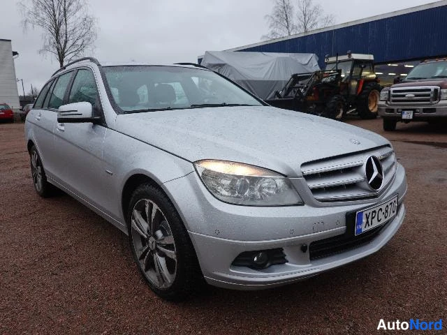 Hopea Mercedes-Benz 220 CDI 2010, etuviisto, keula oikealle, kuva 6