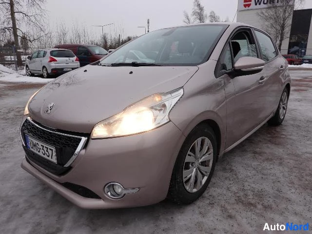 Peugeot 208 1.4 VVTI 2012