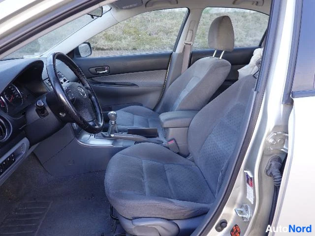 Hopea Mazda 6 2003, kuva 37
