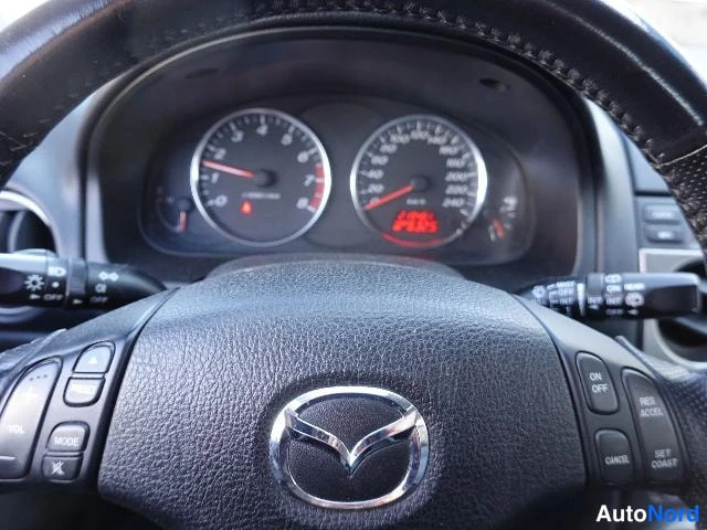 Hopea Mazda 6 2003, yksityiskohta, kuva 28