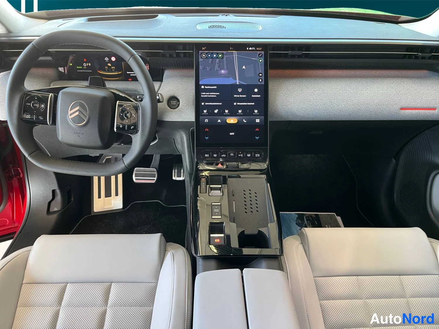 Punainen Citroen c5 aircross 2026, kuva 11