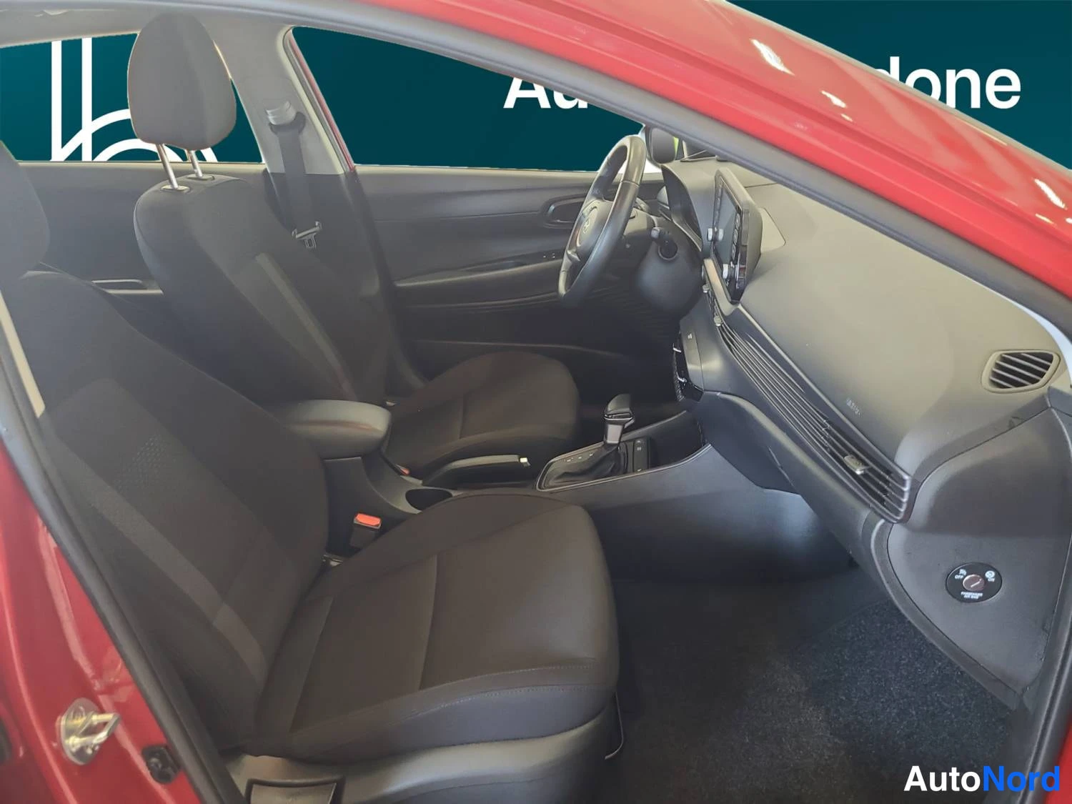 Red Hyundai I20 2024, photo 23