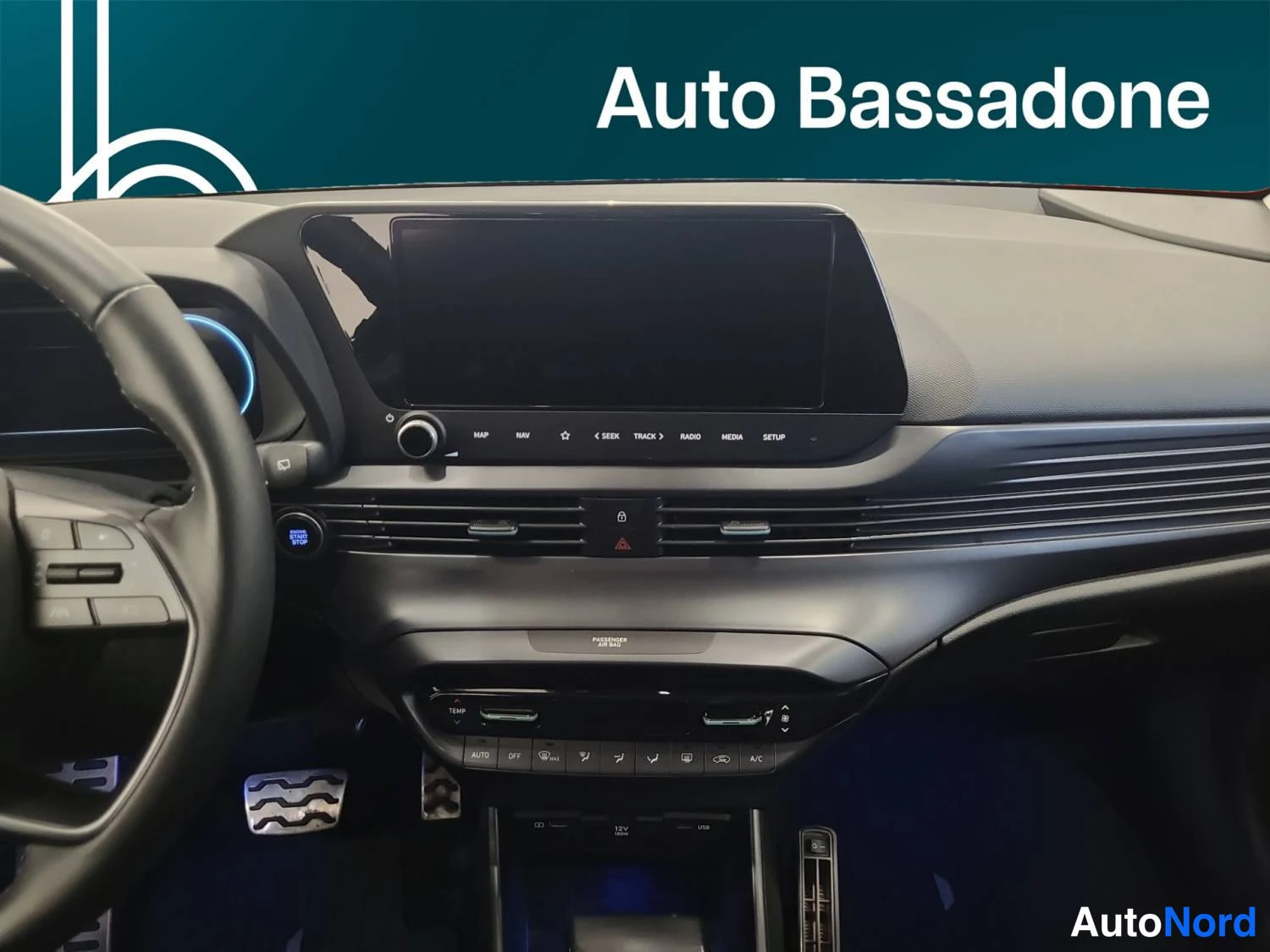Harmaa Hyundai Bayon 2021, kuva 10
