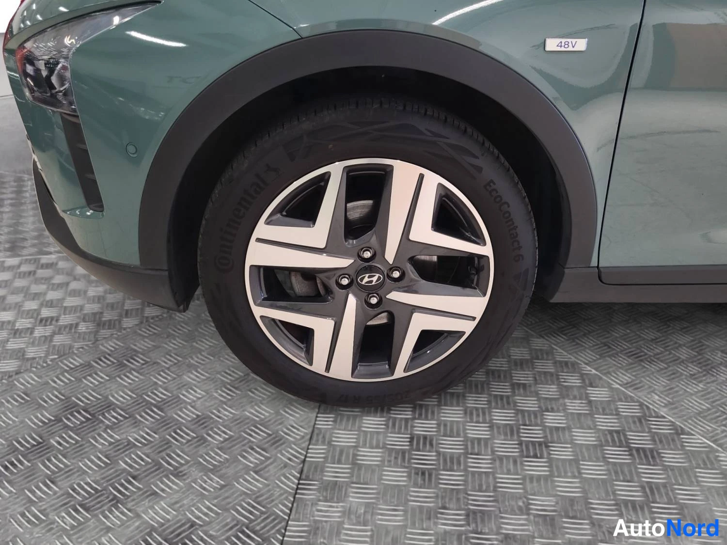 Harmaa Hyundai Bayon 2021, kuva 12