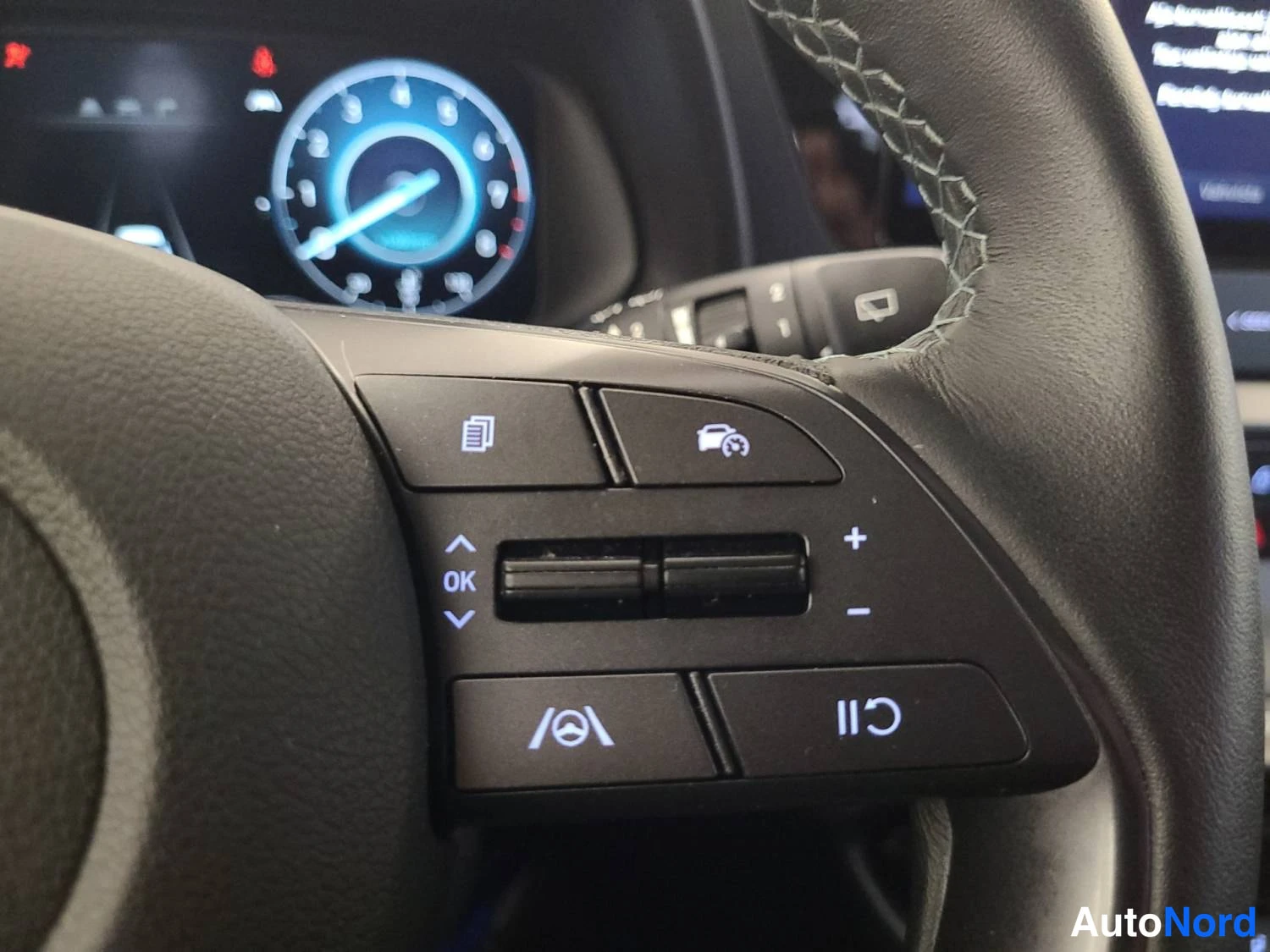 Harmaa Hyundai Bayon 2021, kuva 14