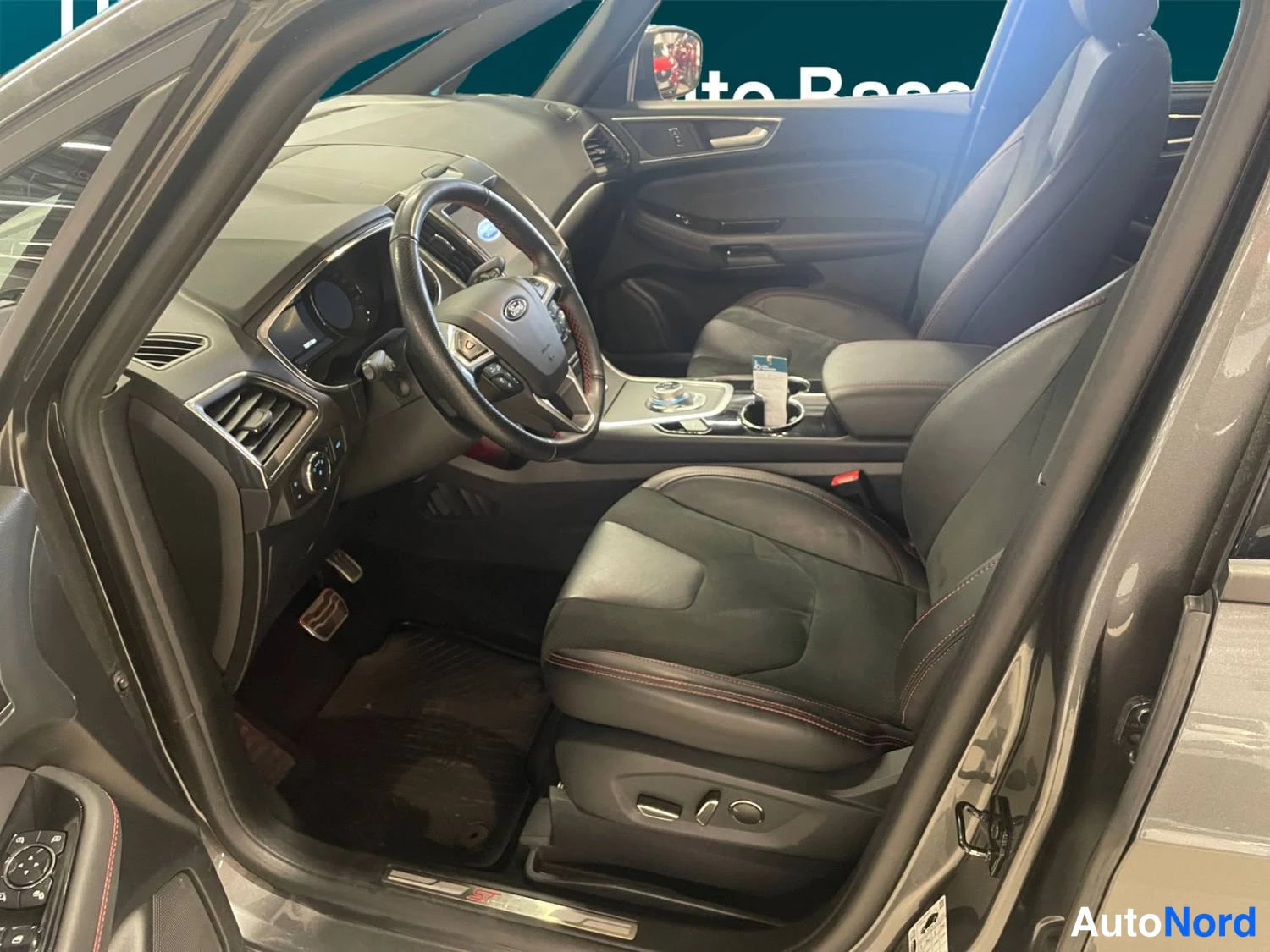 Harmaa Ford S-max 2022, kuva 9