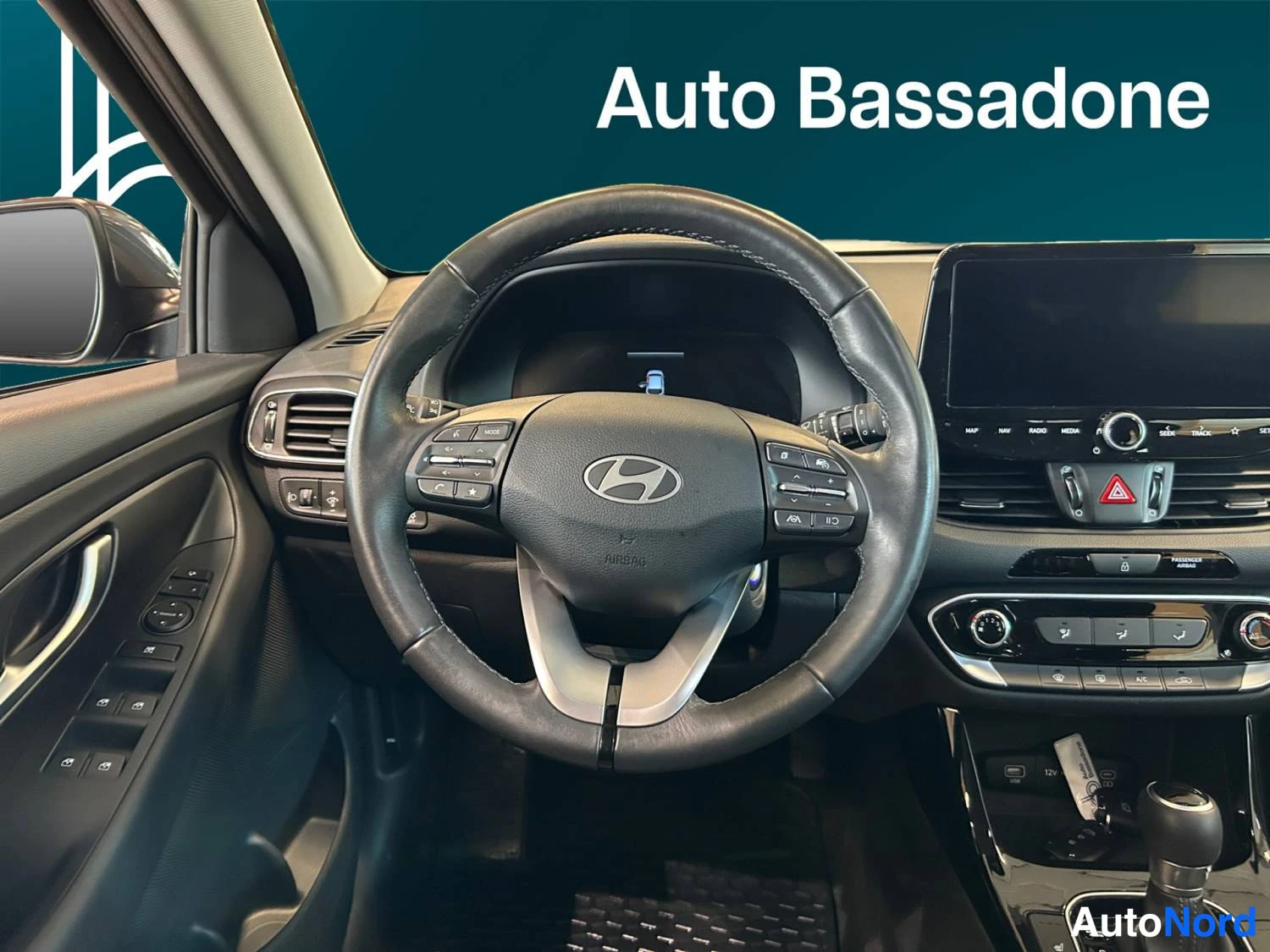Harmaa Hyundai I30 2025, kuva 13