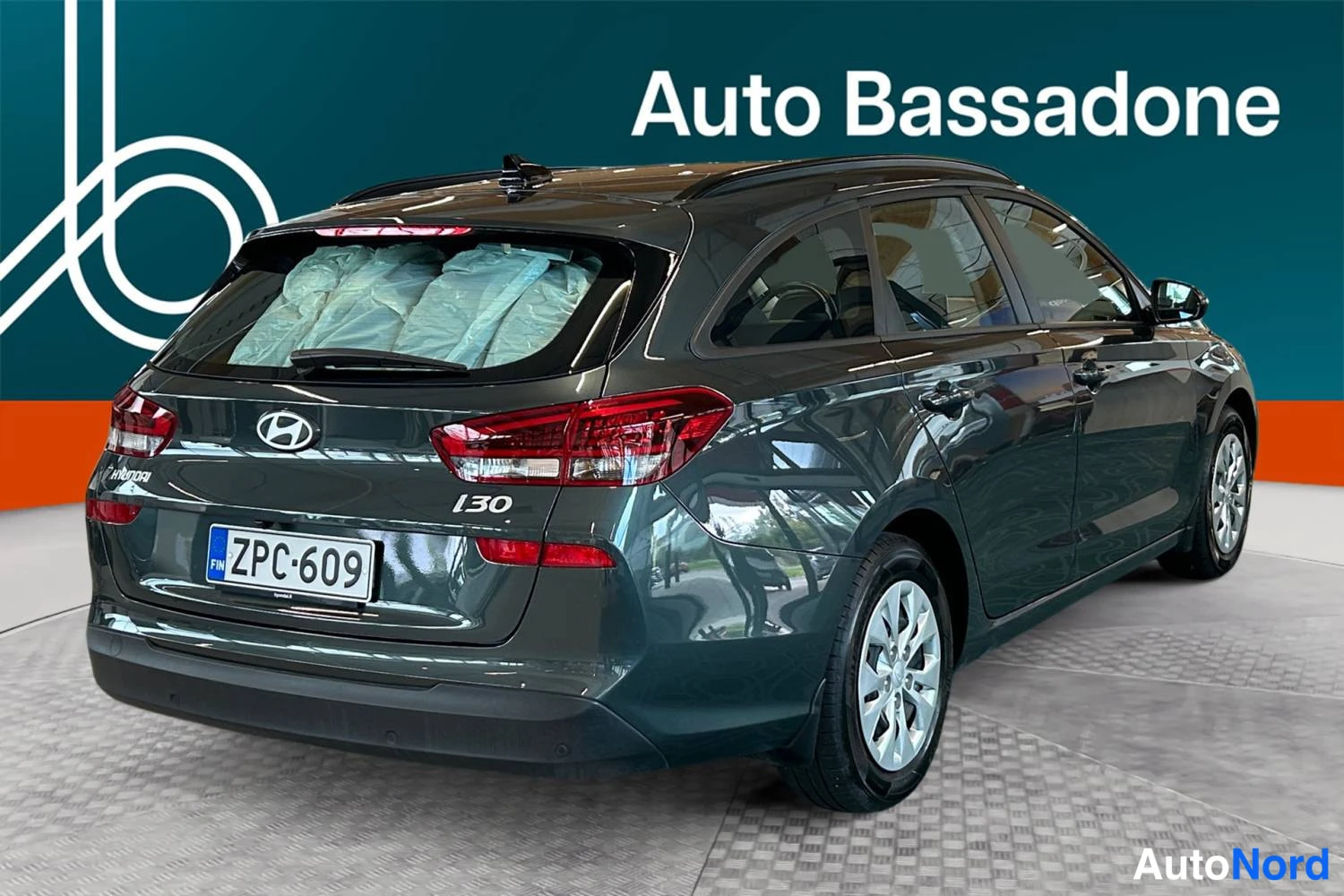 Harmaa Hyundai I30 2025, takaviisto, kuva 8