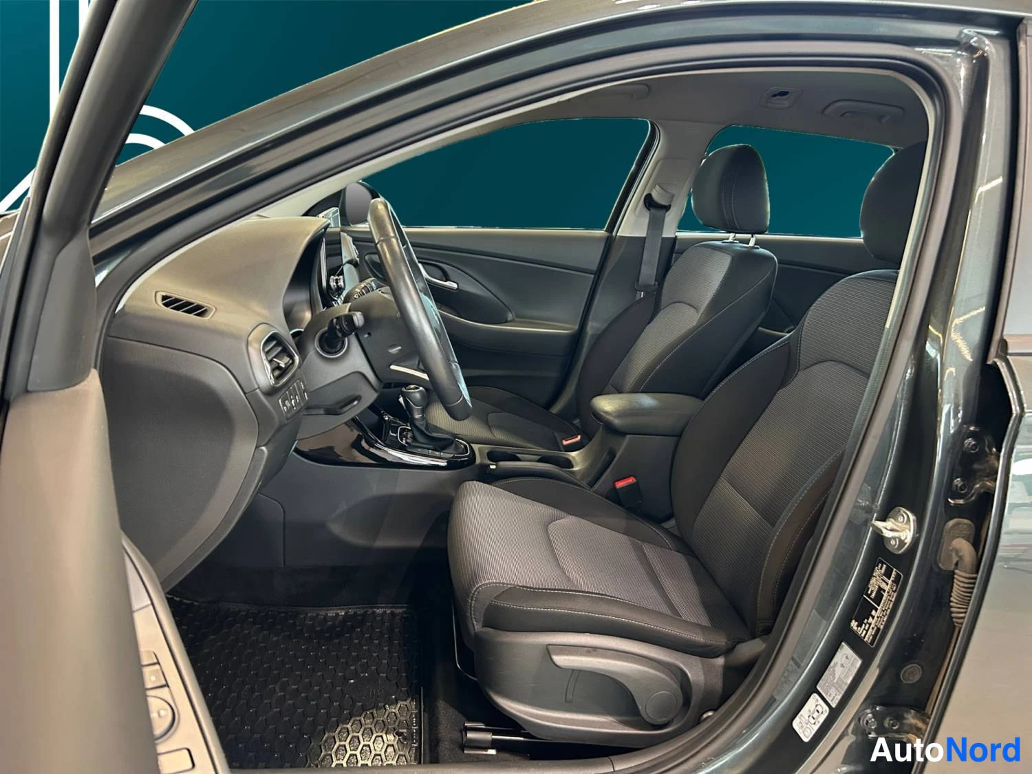 Harmaa Hyundai I30 2025, kuva 10