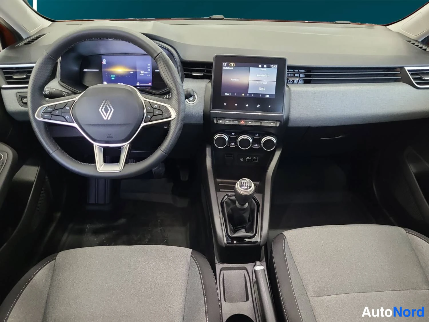 Oranssi Renault Clio 2025, kuva 9