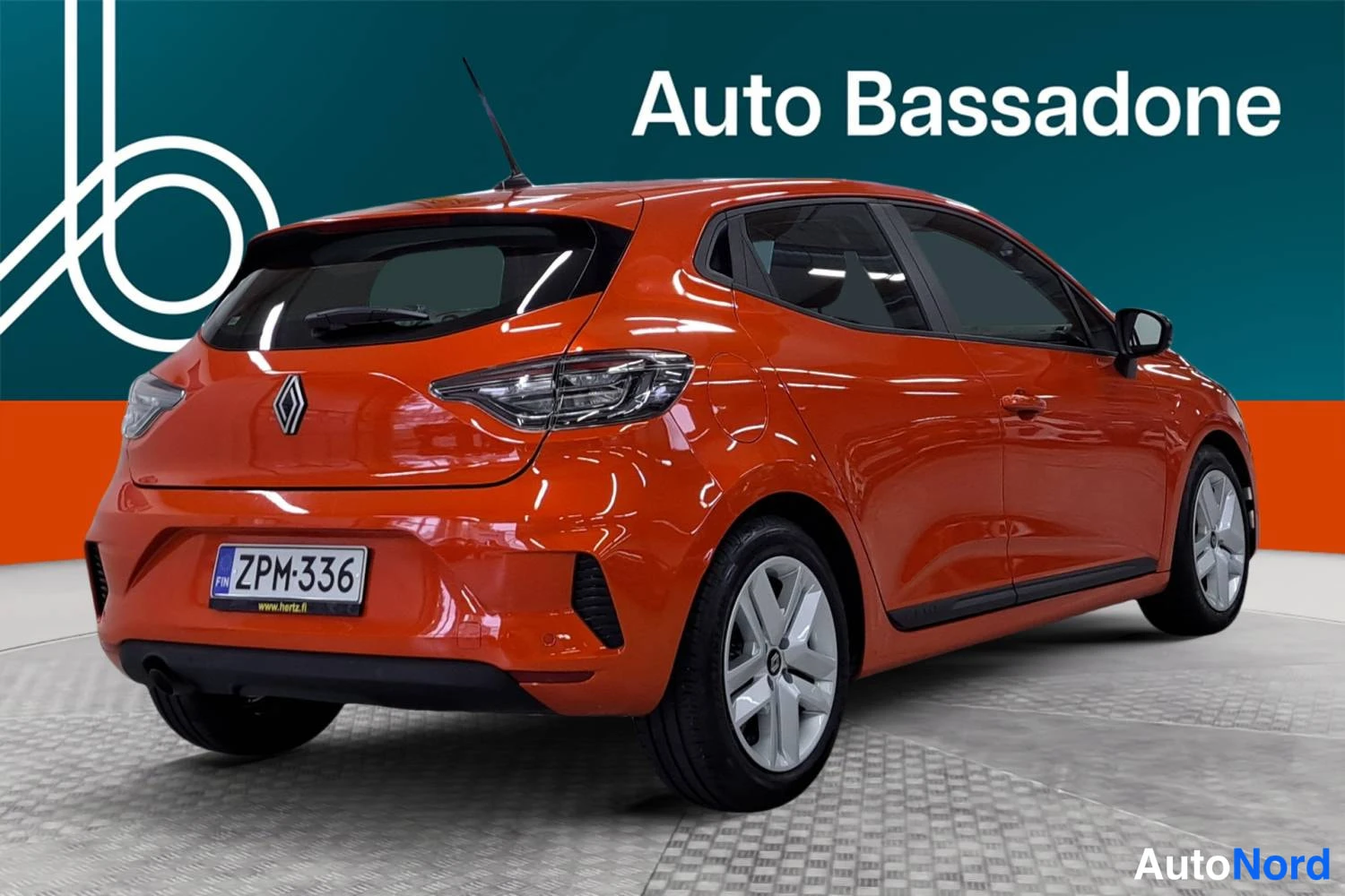 Oranssi Renault Clio 2025, takaviisto, kuva 7