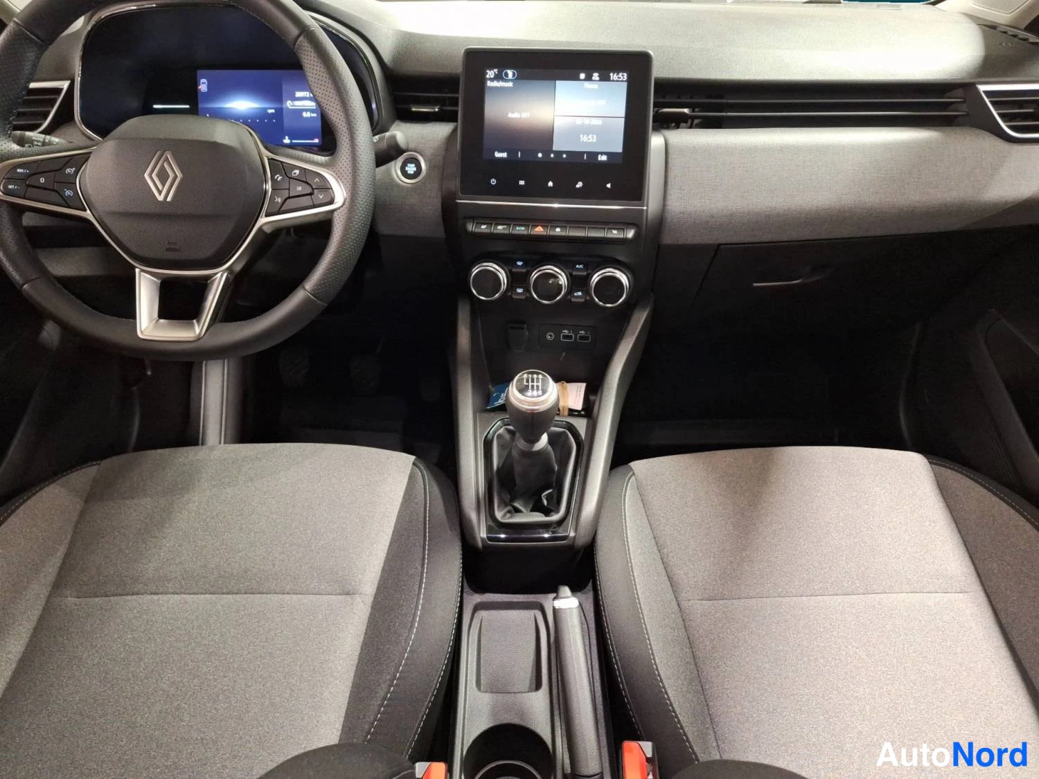 Oranssi Renault Clio 2025, kuva 24