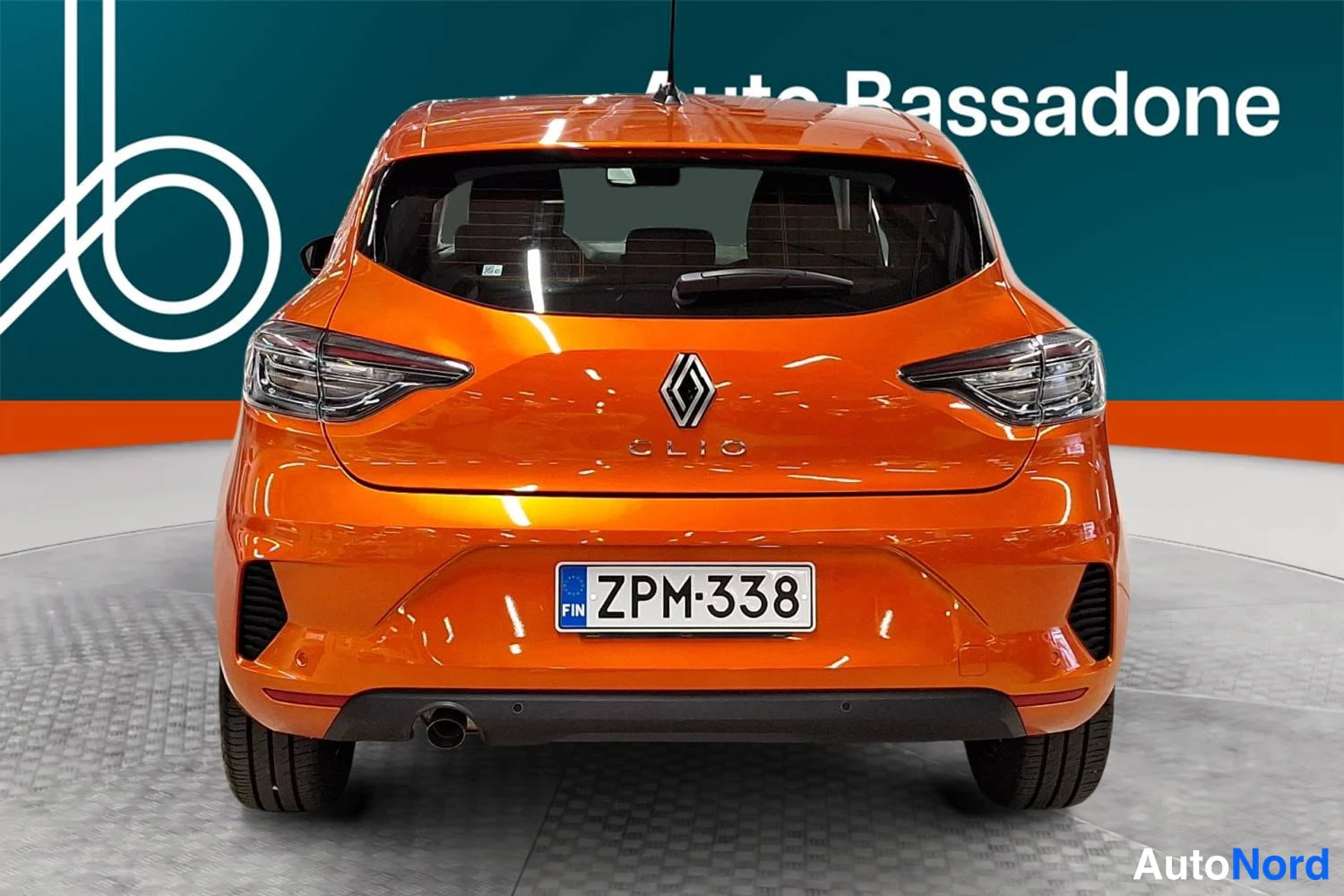 Oranssi Renault Clio 2025, takaa, kuva 8