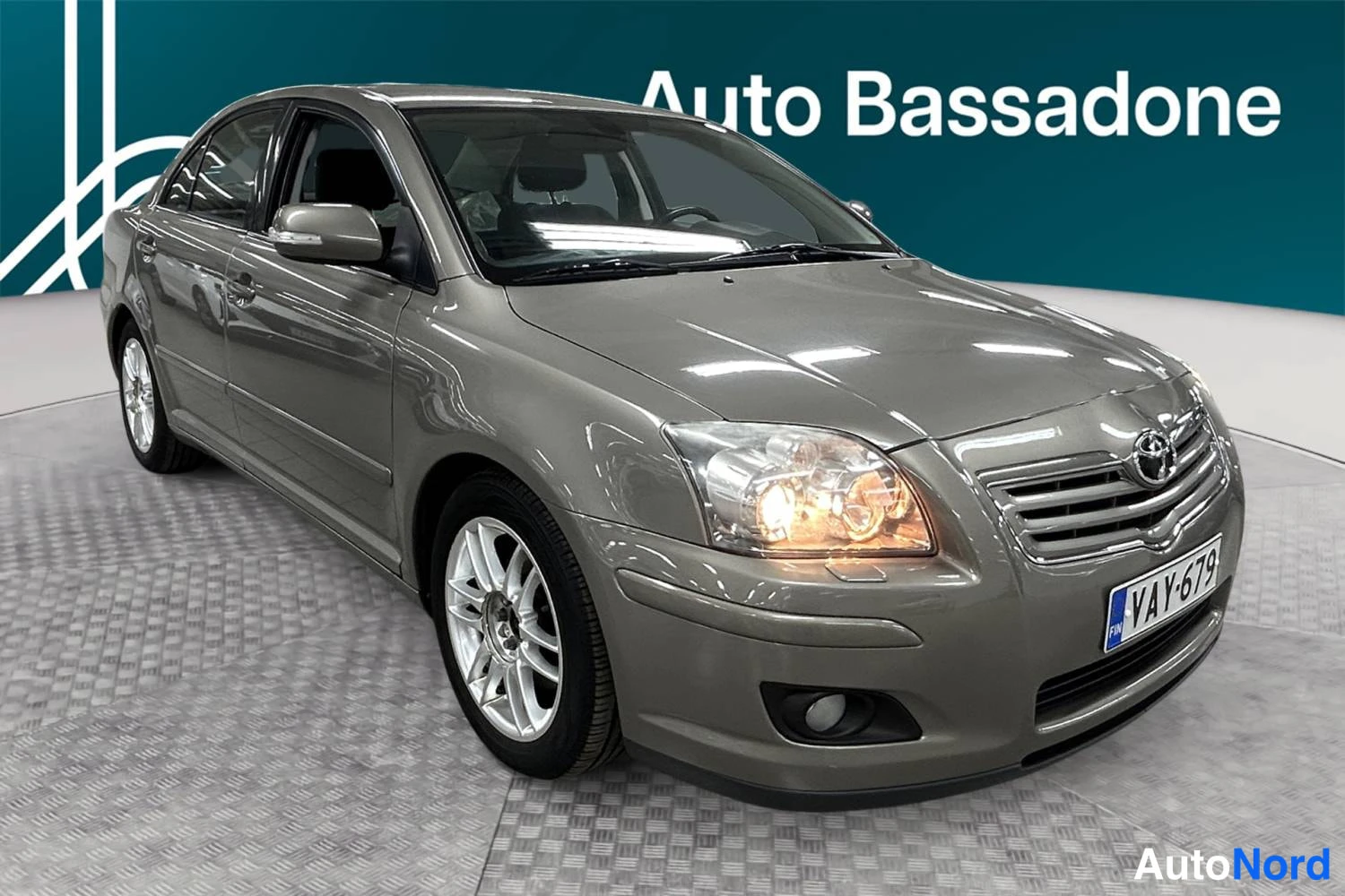 Toyota Avensis 2007, etuviisto, keula oikealle, kuva 2