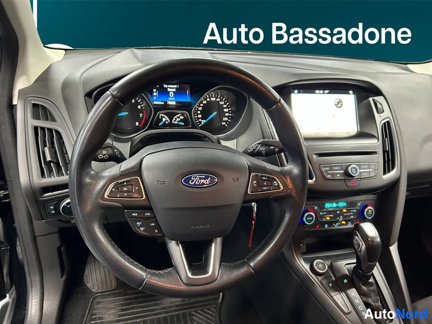 Musta Ford Focus 2018, kuva 21