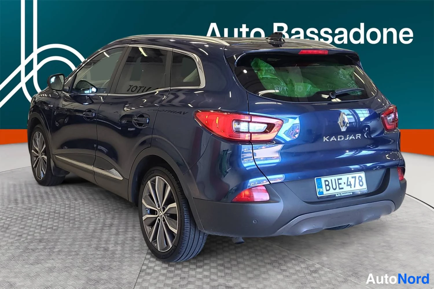 Sininen Renault Kadjar 2017, takaviisto, kuva 5