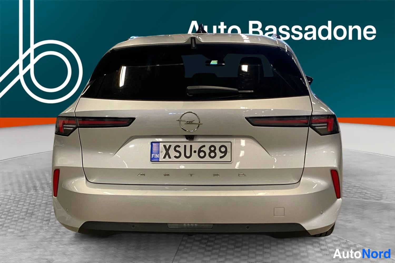 Hopea Opel Astra 2024, takaa, kuva 9