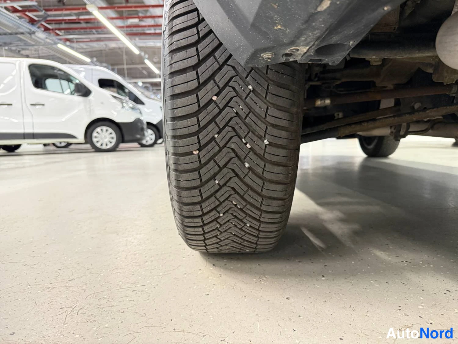 Harmaa Dacia Bigster 2025, kuva 17