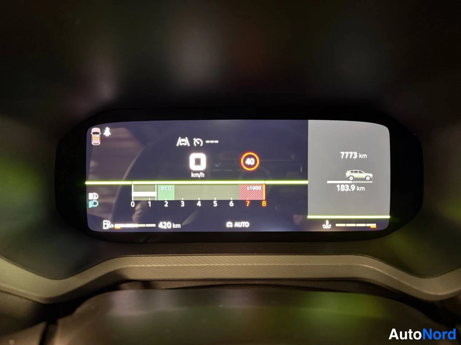 Harmaa Dacia Bigster 2025, kuva 19