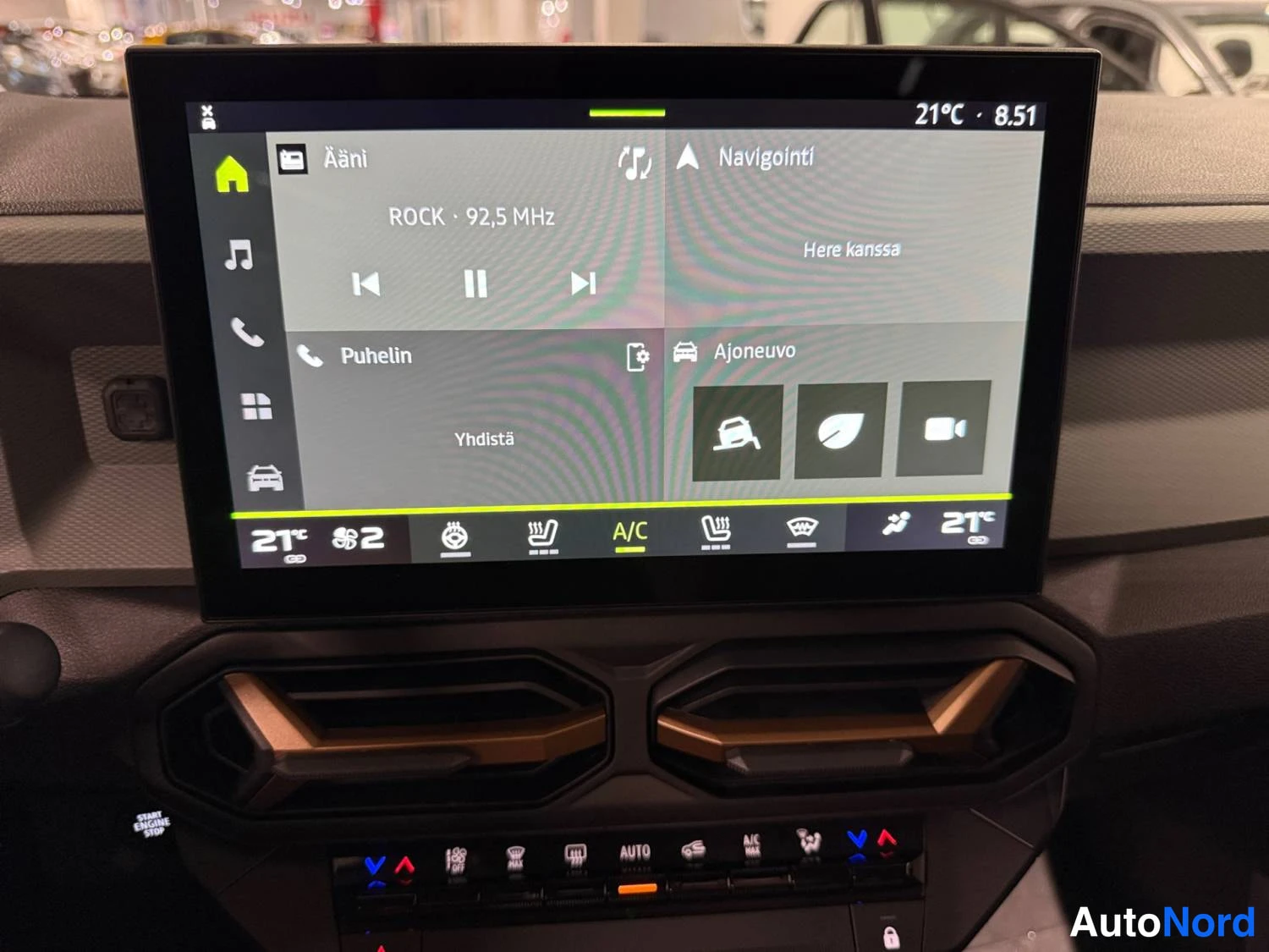 Harmaa Dacia Bigster 2025, kuva 24