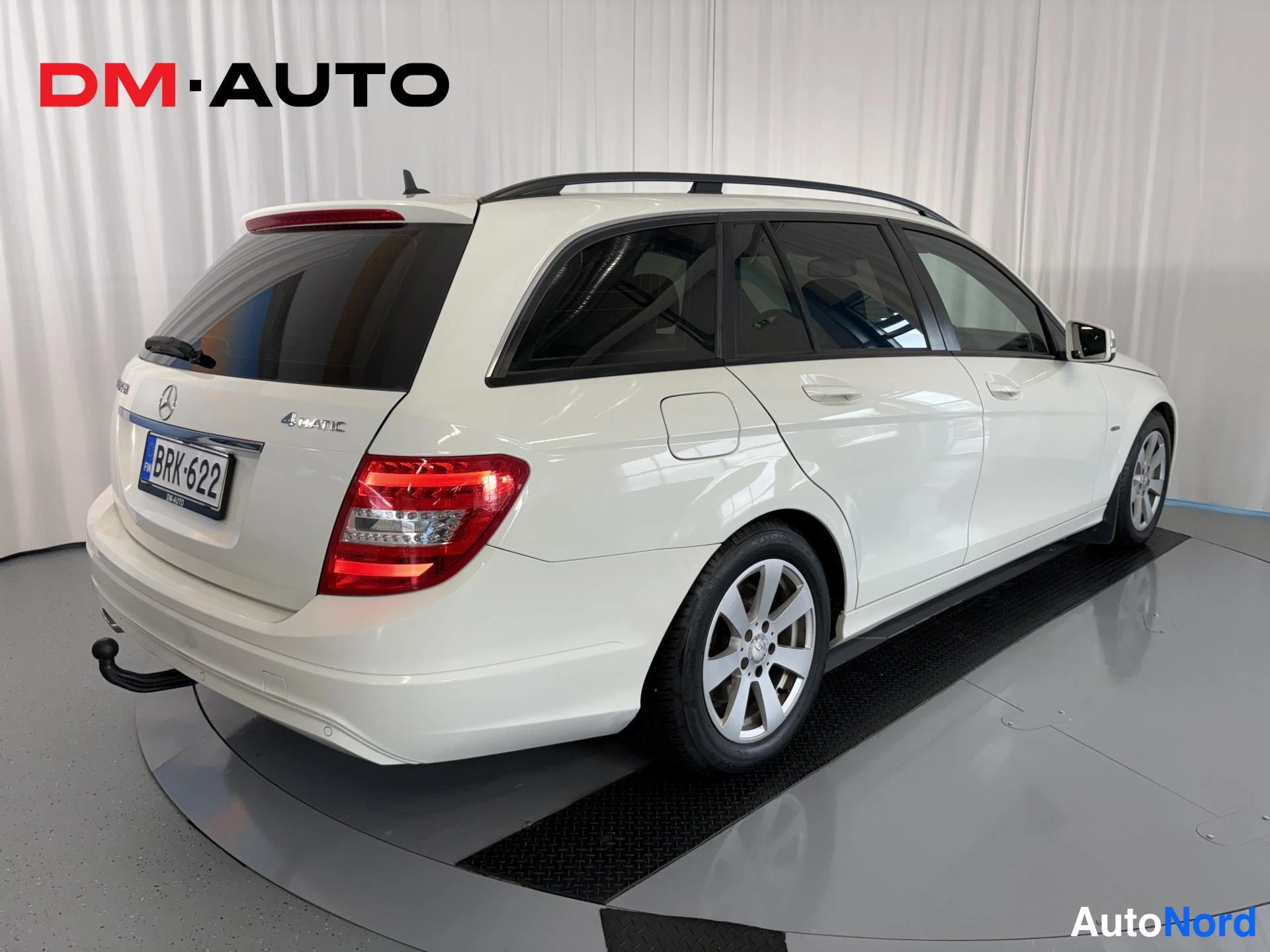 Valkoinen Mercedes-Benz C 250 d 4MATIC 2012, takaviisto, kuva 7