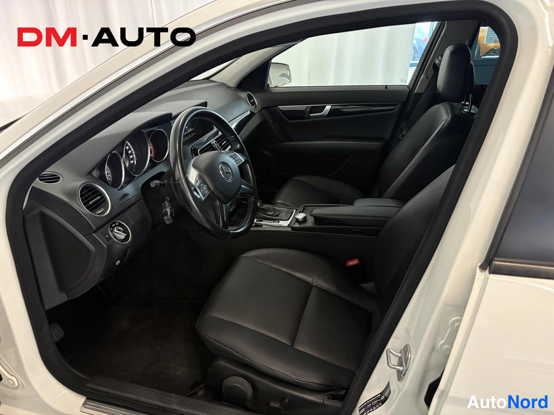 Valkoinen Mercedes-Benz C 250 d 4MATIC 2012, kuva 10