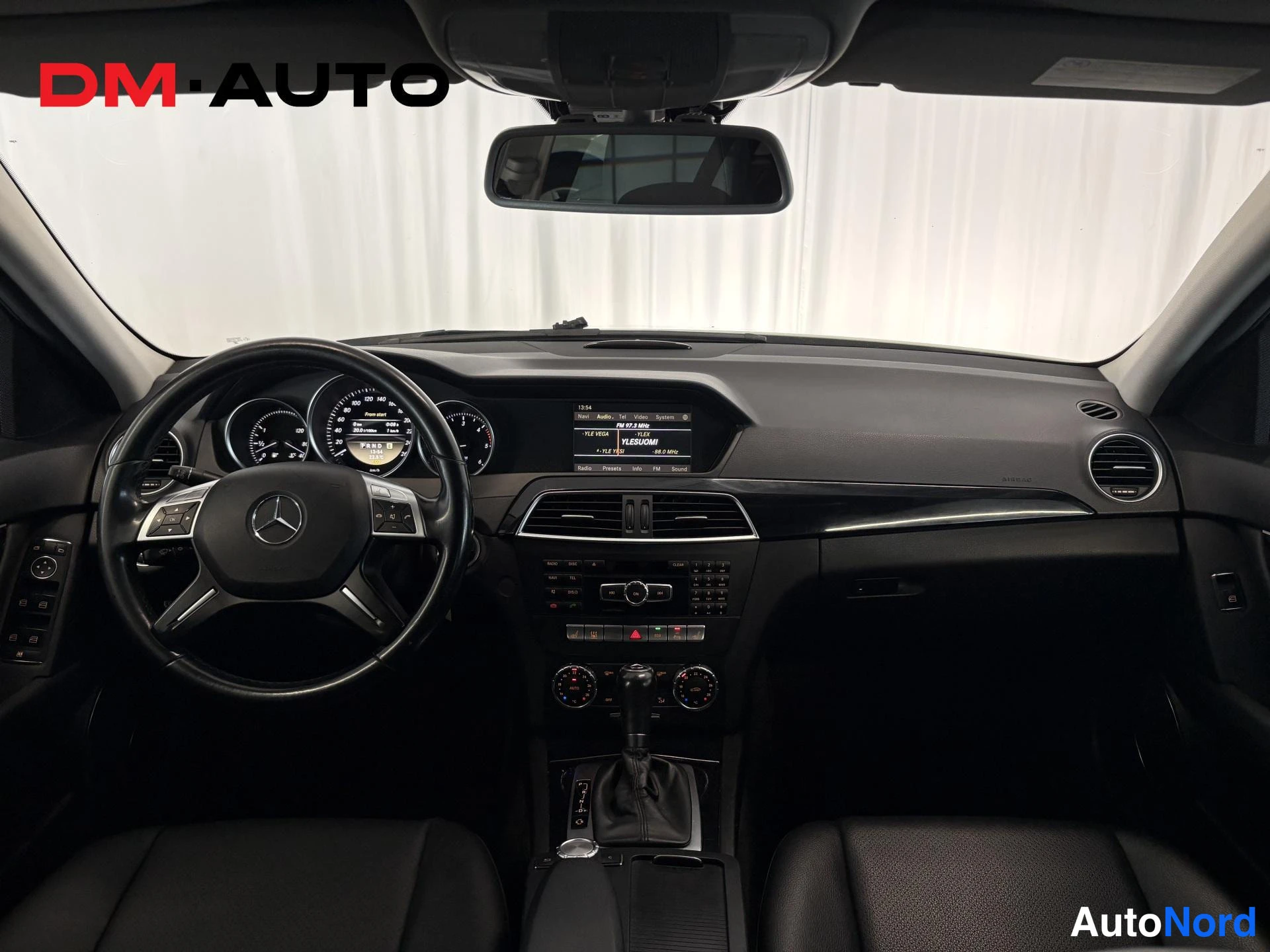 Valkoinen Mercedes-Benz C 250 d 4MATIC 2012, kuva 11
