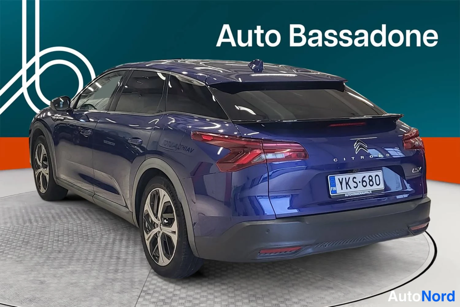 Sininen Citroen C5 x 2022, takaviisto, kuva 6