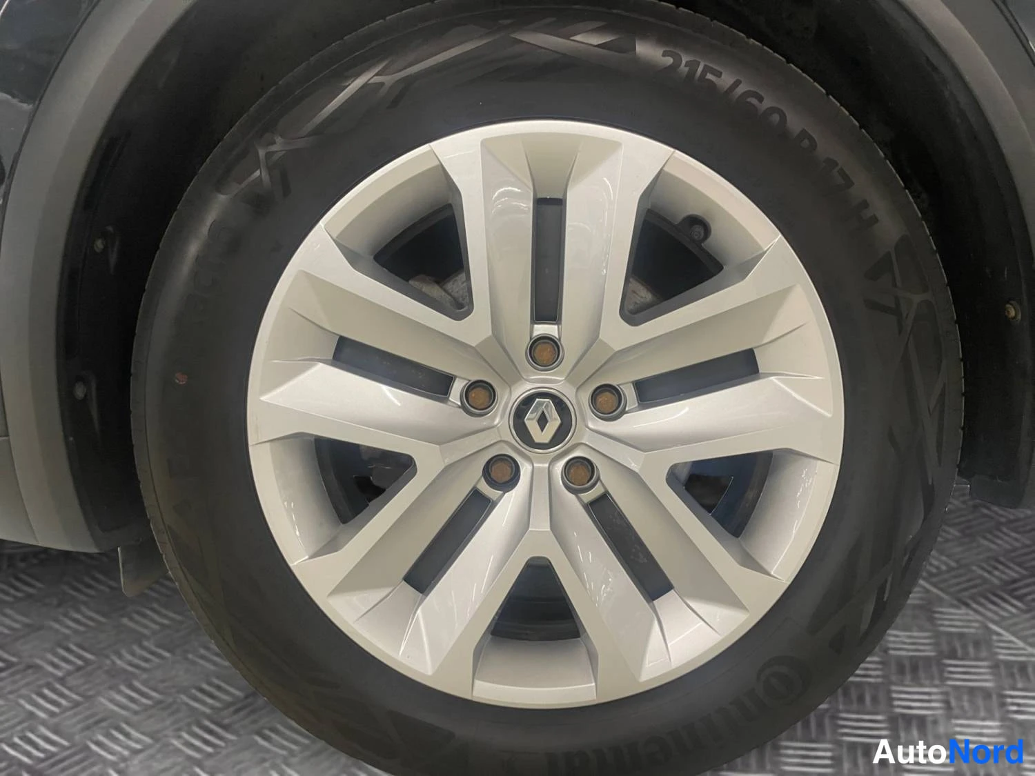 Musta Renault Captur E-TECH Plug-in hybrid 2022, kuva 10