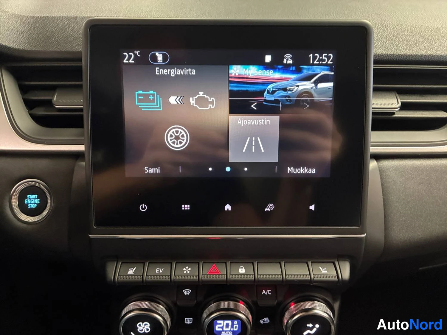 Valkoinen Renault Captur E-TECH Plug-in hybrid 2022, kuva 22