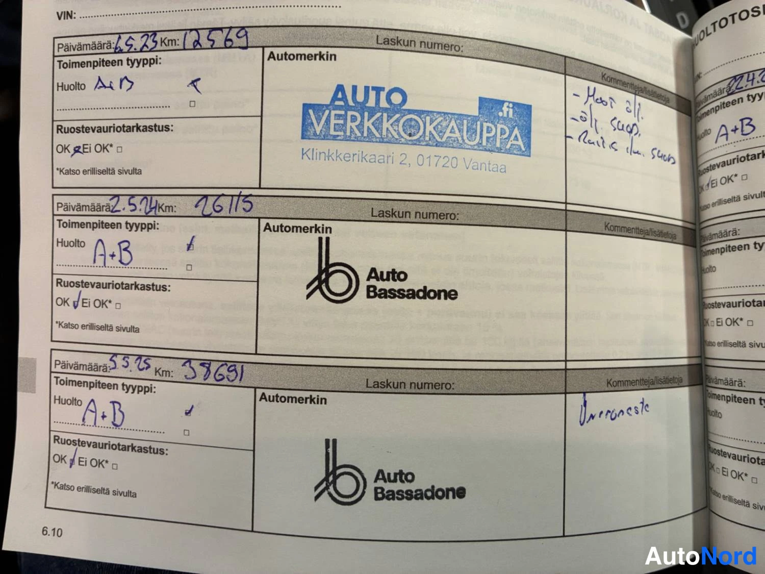 Valkoinen Renault Captur E-TECH Plug-in hybrid 2022, kuva 29