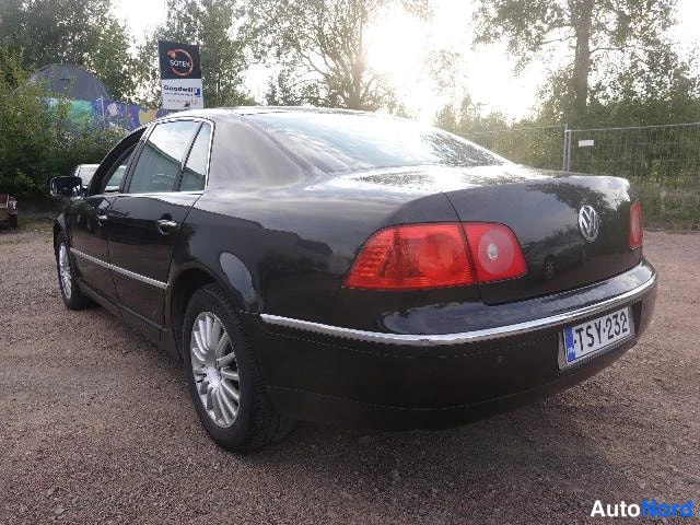 Musta Volkswagen Phaeton 2007, takaviisto, kuva 11