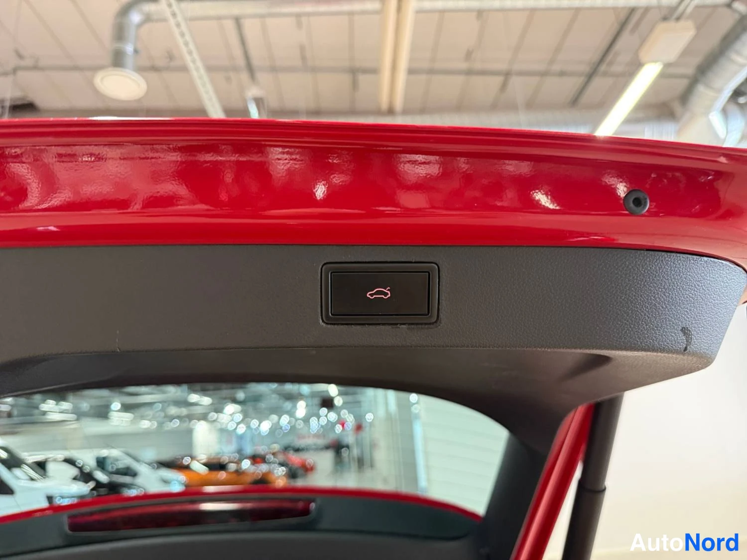 Punainen Skoda Kamiq 2020, kuva 15