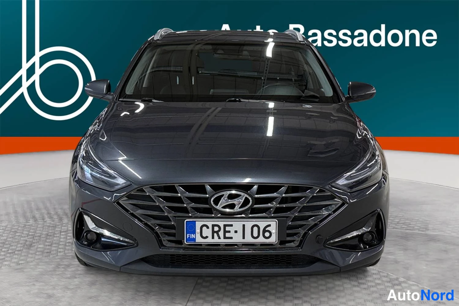 Harmaa Hyundai I30 2022, edestä, kuva 3