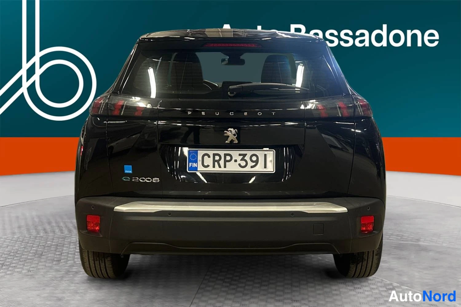 Musta Peugeot E-2008 2023, takaa, kuva 8