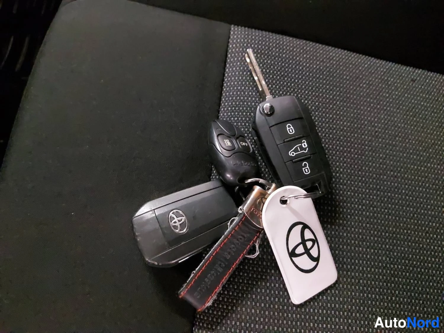 Musta Toyota Proace 2022, kuva 17