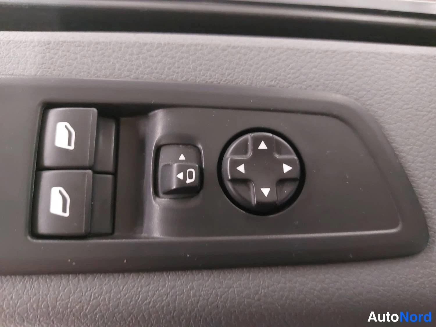 Musta Toyota Proace 2022, kuva 18