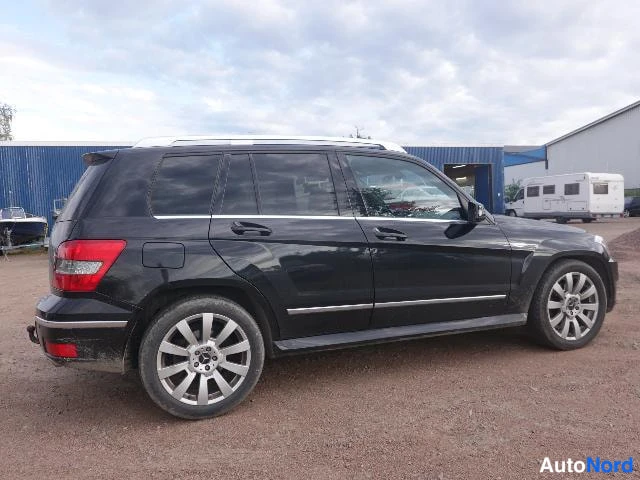 Musta Mercedes-Benz GLK 2010, takaviisto, kuva 12