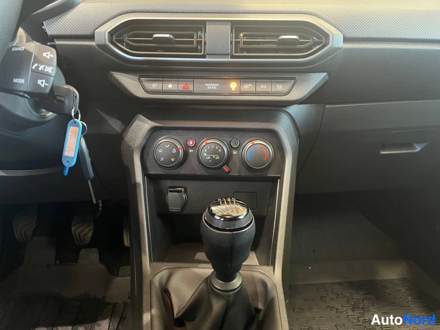 Harmaa Dacia Jogger 2025, kuva 11
