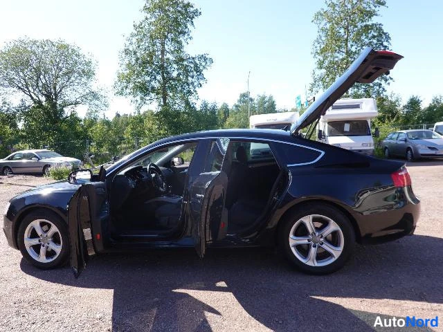 Musta Audi A5 2013, takaviisto, kuva 13