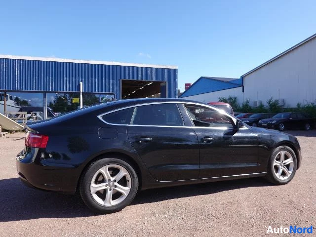 Musta Audi A5 2013, takaviisto, kuva 9